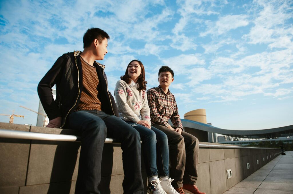 Calling all grads – 6 tips to help you land your first job